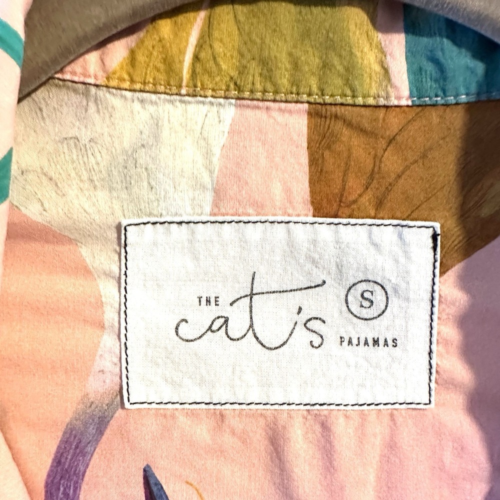 The Cat's‎ Pajamas S Small Galapagos Peacock Bird Top Button - Picture 3 of 8
